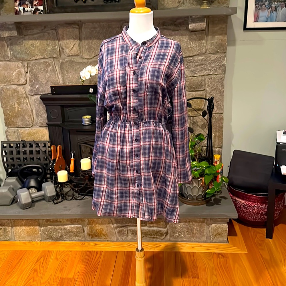 New without tags. Comfy and flattering dress!